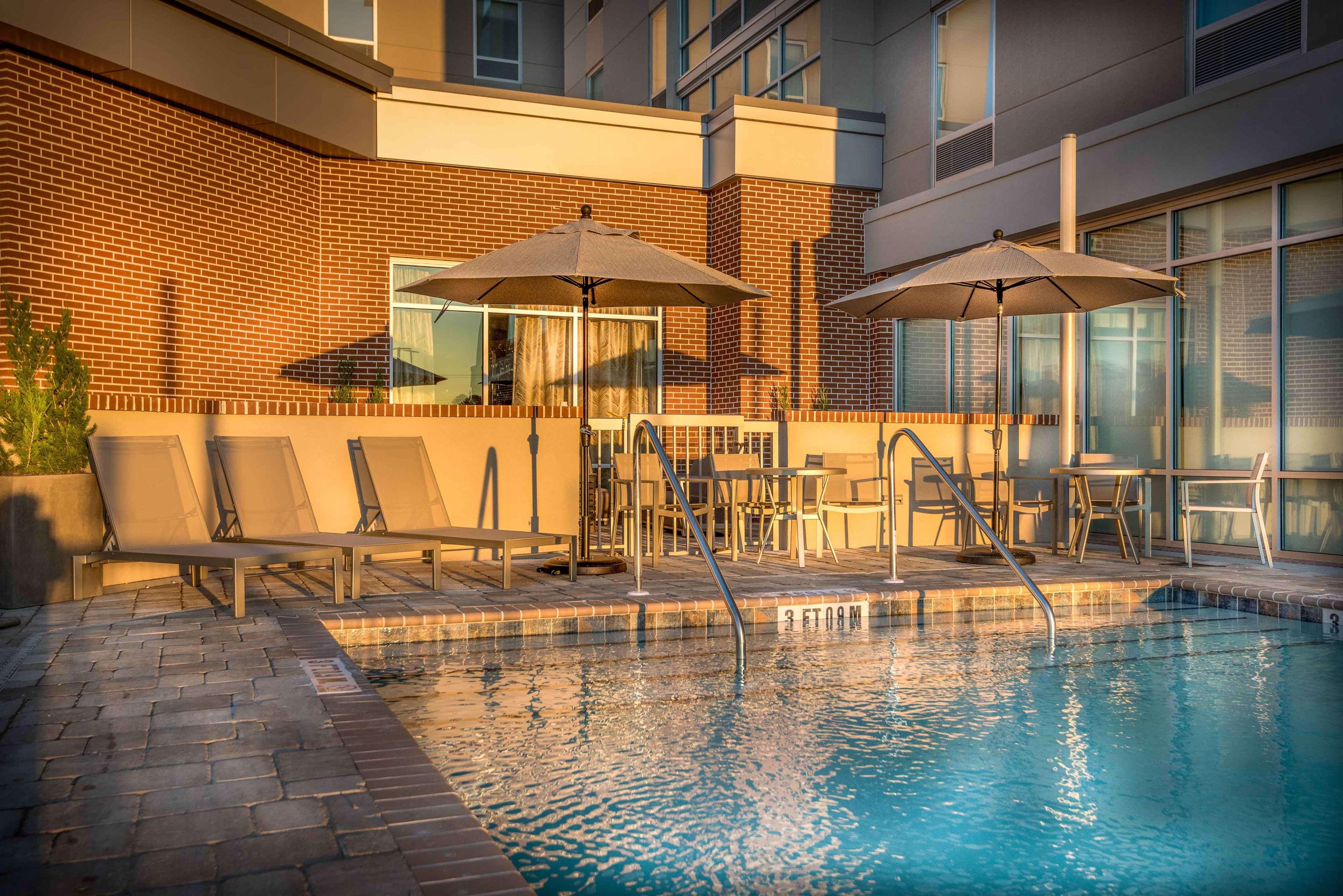 Hampton Inn & Suites Tallahassee Capitol-University Kültér fotó