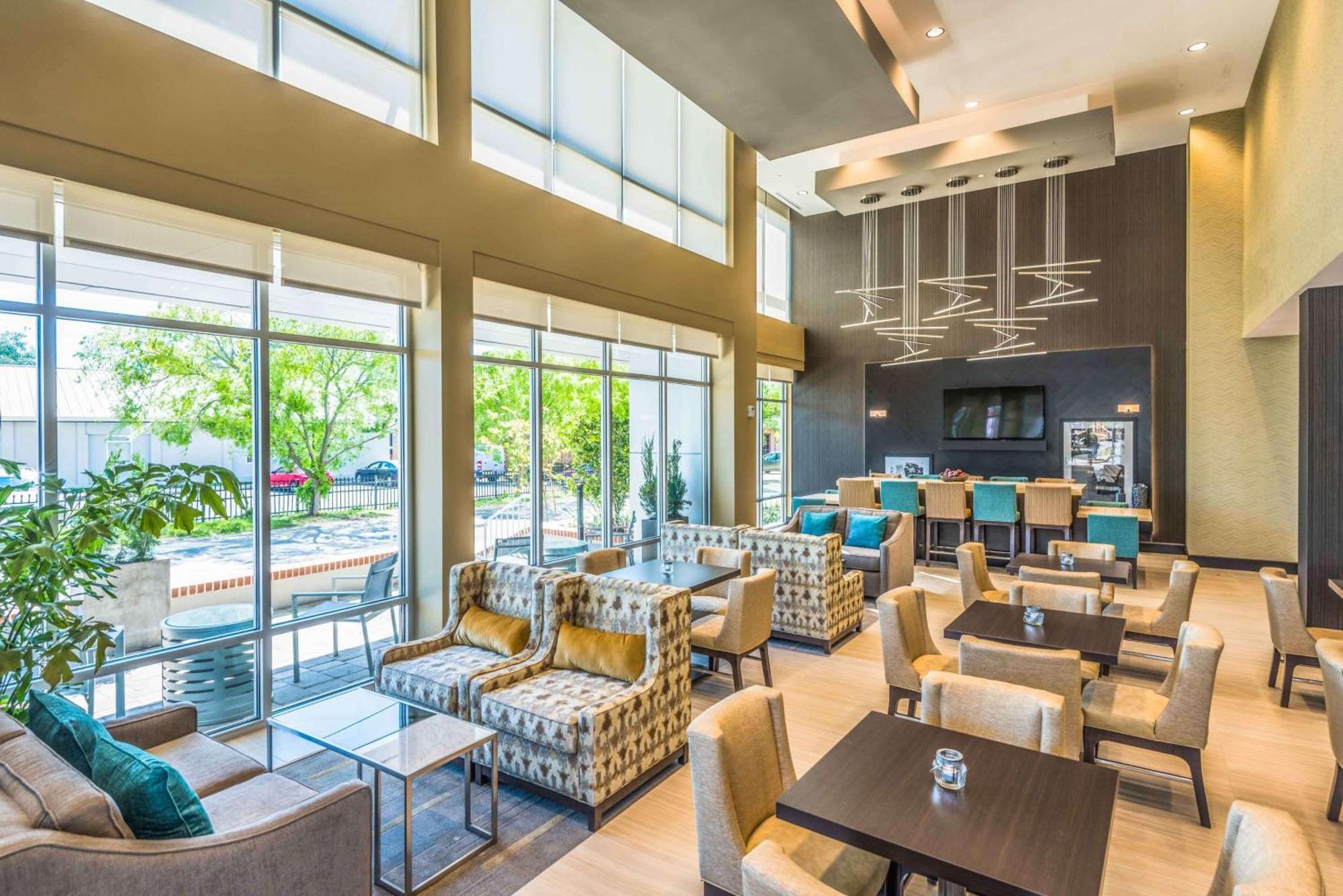 Hampton Inn & Suites Tallahassee Capitol-University Kültér fotó